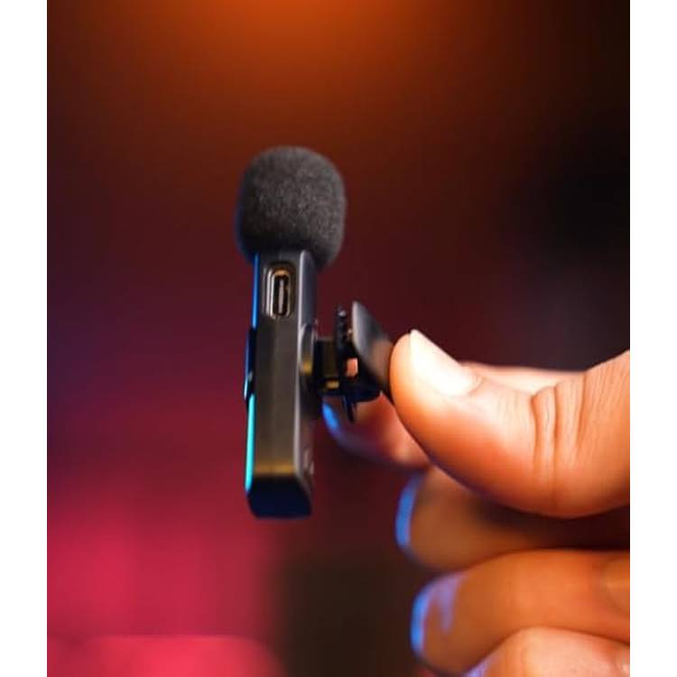 Green Lion 3-in-1 Wireless Microphone with 20 Meters Range, Highly Sensitive, 60mAh Battery Capacity, 5-6 Hours Battery Life - Black