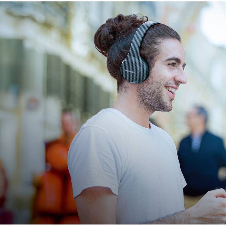 Green Lion Carbon Beat Headphones, 5.3 Bluetooth Version , 25 Hours of Playing time, 10 m Maximum Range, Input Microphone, AUX Support - Black