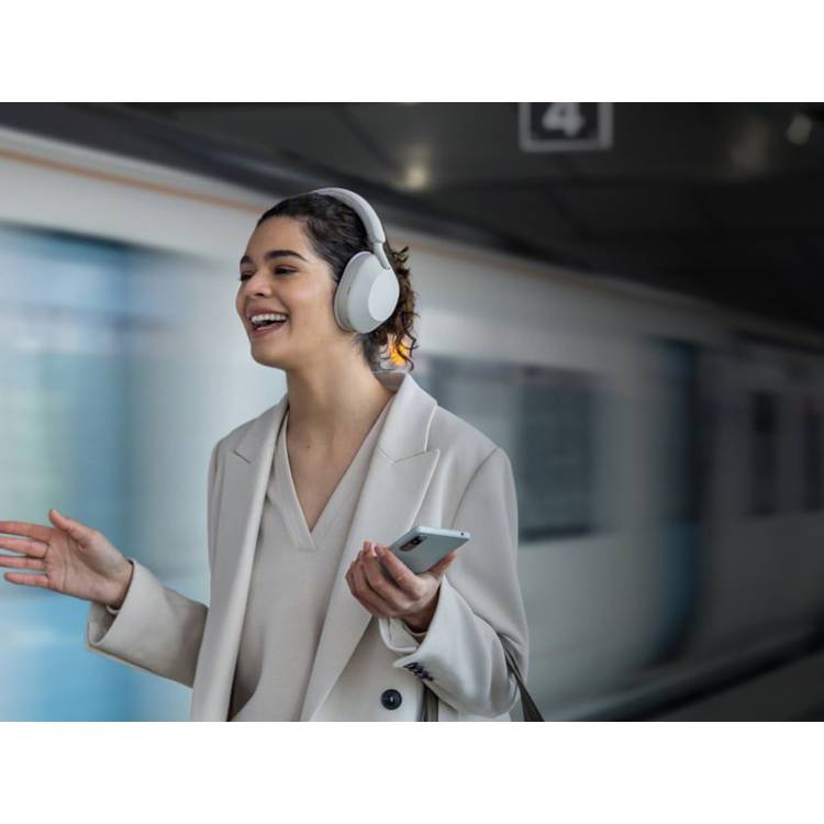 Sony WH-1000XM5 Wireless Headphones with Noise Cancelling, Extraordinary Sound Quality, Seamless Music and Audio Notifications, Multi Noise Sensor Technology - Black