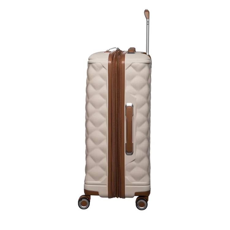it luggage Indulging Unisex ABS Hard Case TSA Lock Cream Color 16 3039 08 CR25