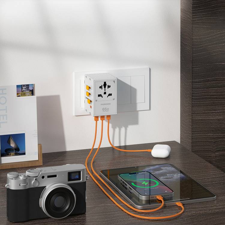 Porodo Travel Universal Charger, Dual Fuse, PD 65W, 4 USB-C & 1 USB-A  Ports, UK, EU, US & AU Supported Plugs, GaN Technology - White