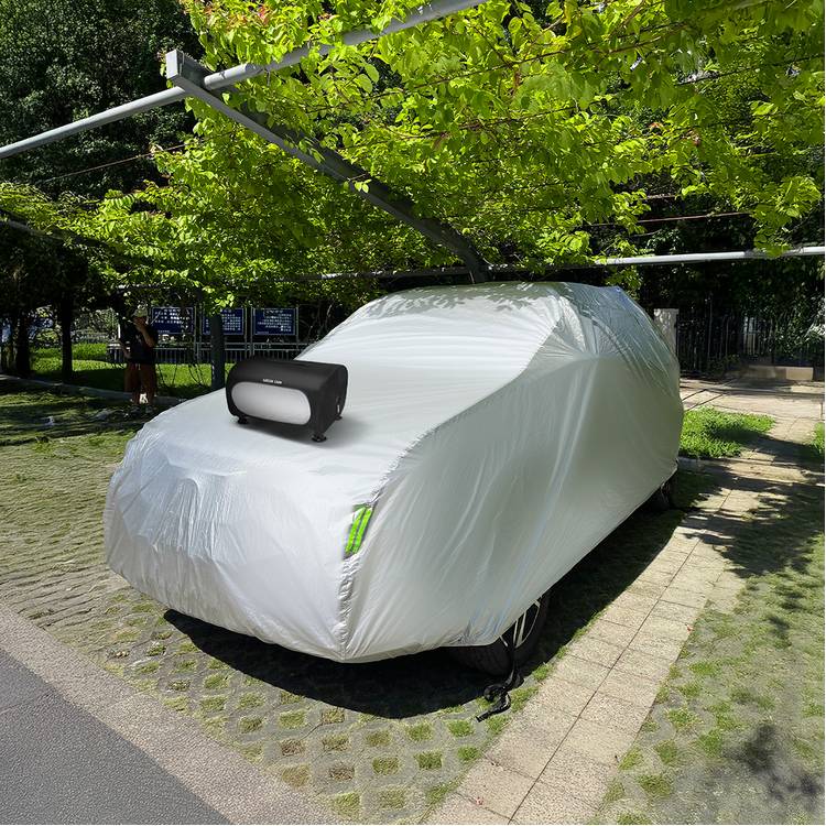 Green Lion Auto Car Cover with Remote Control, Quick 10 Seconds Retraction, Compatible with SUV, Sedan & Hatchback, 20 Retraction Per Charge, Detachable Battery, Universal Compatibility, 4 Strong Suction Cups, All-Weather Protection - Black